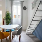 Marechal's Near Train Station & Downtown Apartament