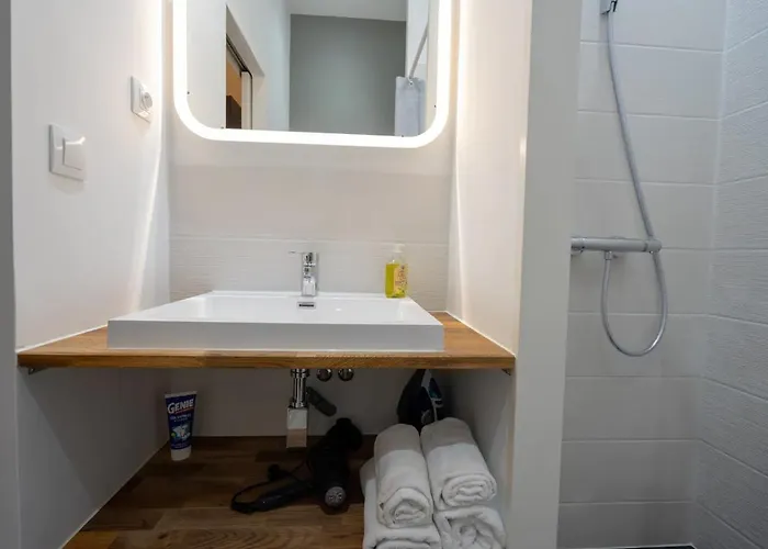 Marechal's Near Train Station & Downtown * Nantes